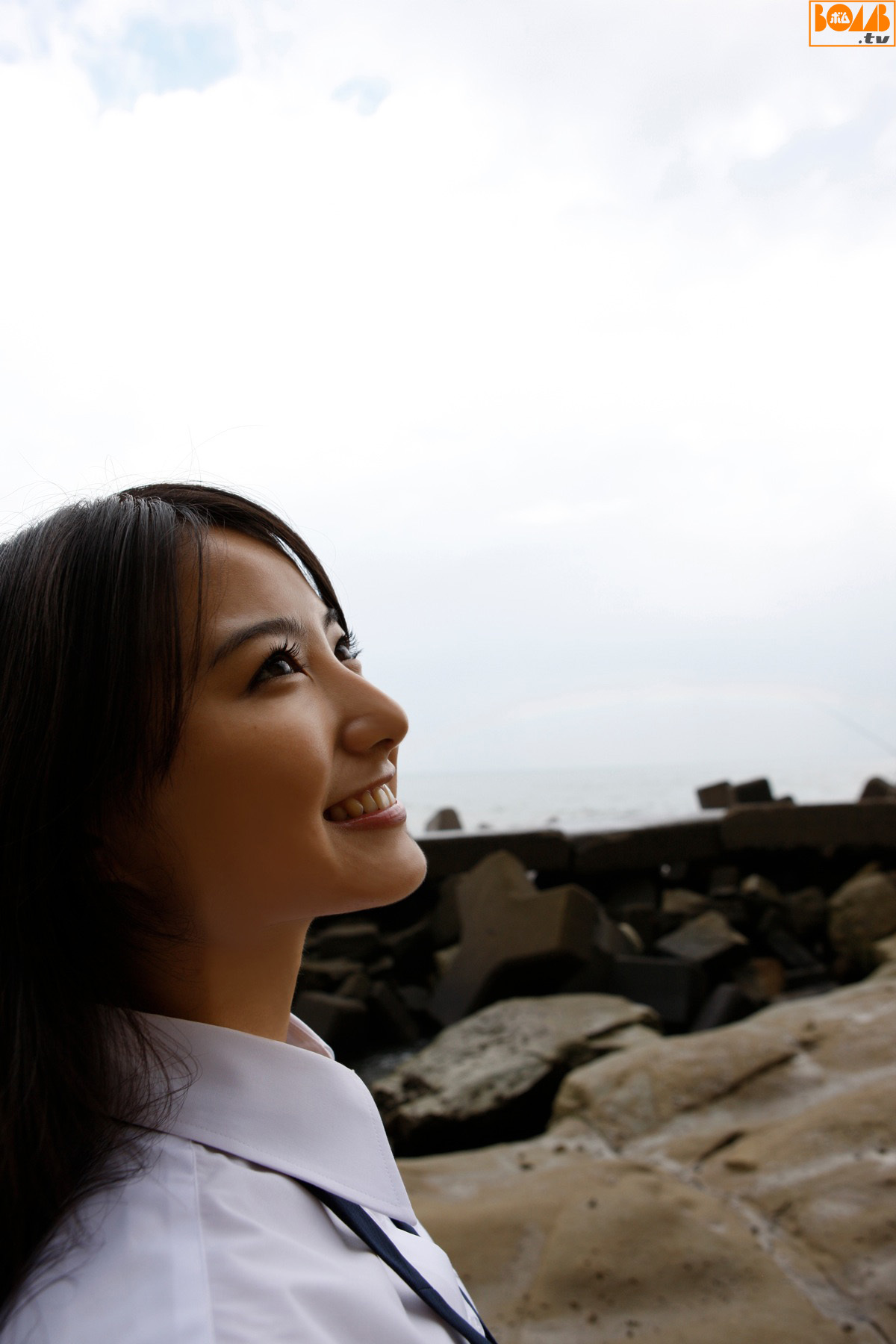 Riho Takada 高田里穂 Shizuka Nakamura 中村静香 [Bomb.tv]